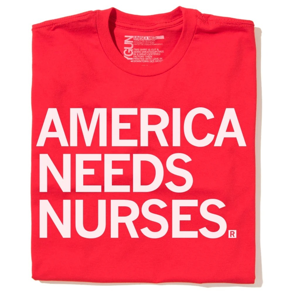 Raygun Unisex America Needs Nurses Red T-Shirt Large NWT - Picture 2 of 3